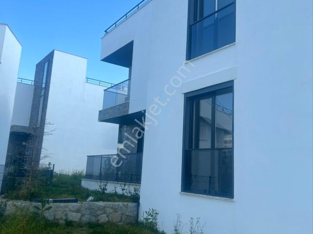 Burhaniye, Balikesir içerisinde satılık Villa