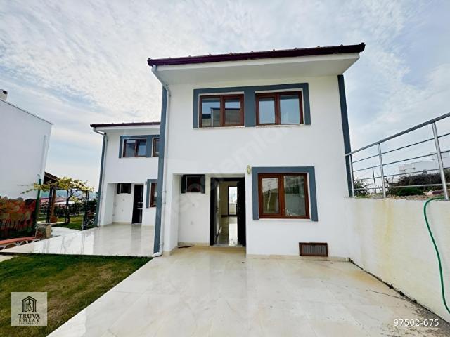 Burhaniye, Balikesir içerisinde satılık Villa
