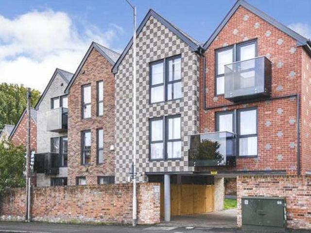 House for sale in Reading