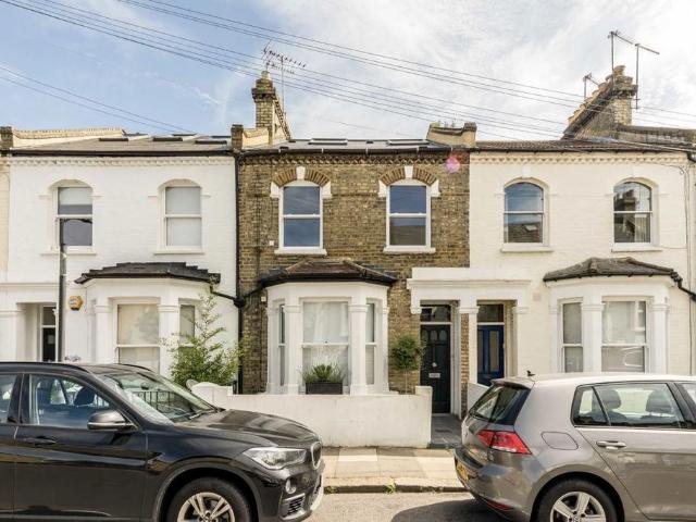 Apartment for rent in London Borough of Hammersmith and Fulham, Greater London