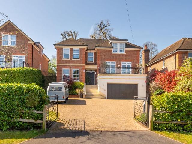 House for rent in Old Windsor