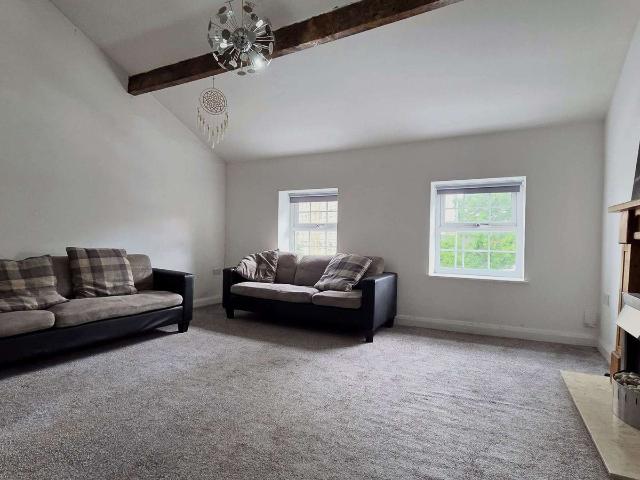 Studio for rent in Boothtown, Halifax