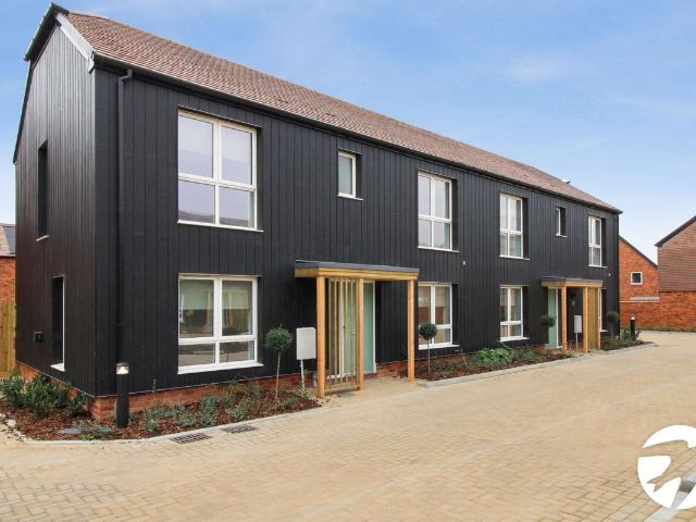 House for rent in Castle Hill, Monks Orchard