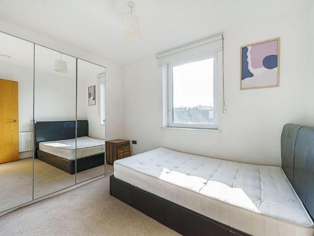 House for rent in East Greenwich, Greater London