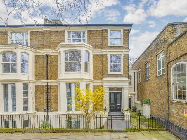 Apartment for rent in Archway, Greater London