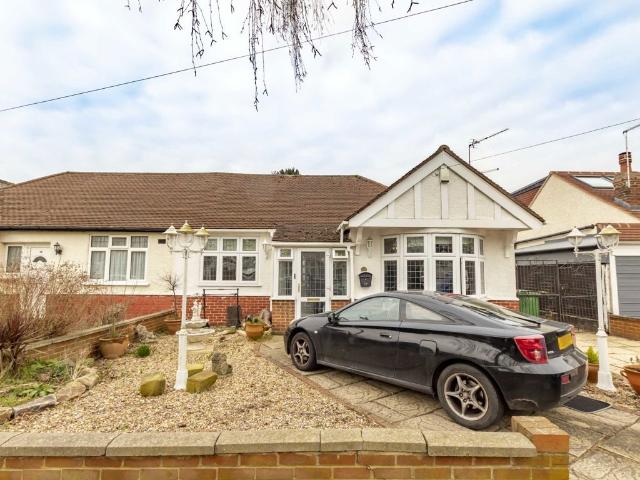 House for rent in London Borough of Richmond upon Thames, Greater London