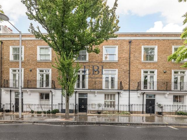 House for rent in Royal Borough of Kensington and Chelsea, Greater London