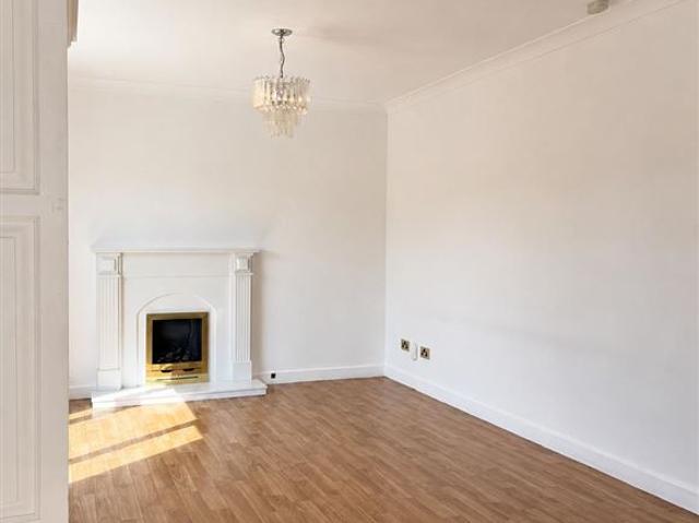 Apartment to rent in Bluebell, North Tipperary