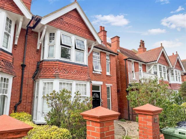 Apartment for rent in Aldrington