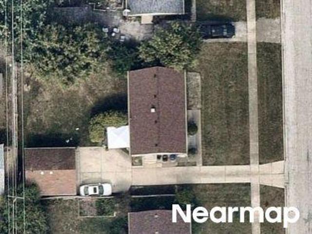 House for sale in Bridgeview, Illinois