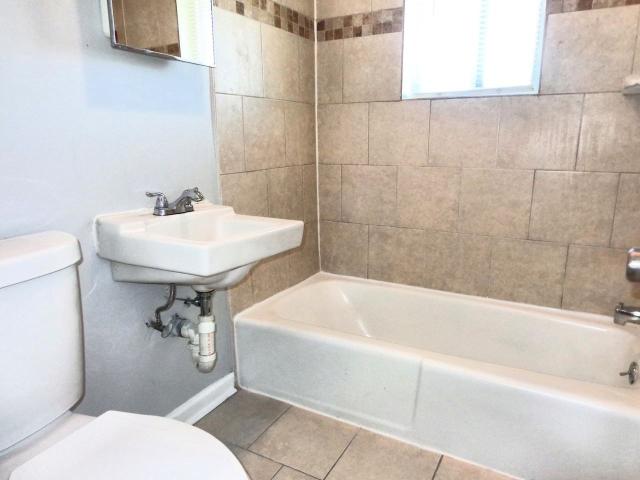 Apartment for rent in West Hampton, Hampton