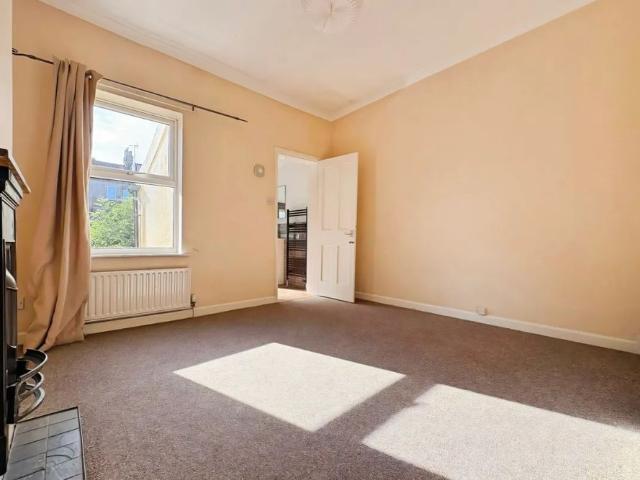 House for rent in Heigham Grove, East Bank