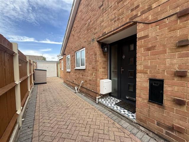 House for rent in Golden Valley, Gloucestershire