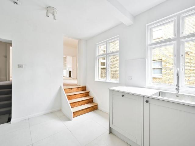 House for rent in Kensington, Greater London