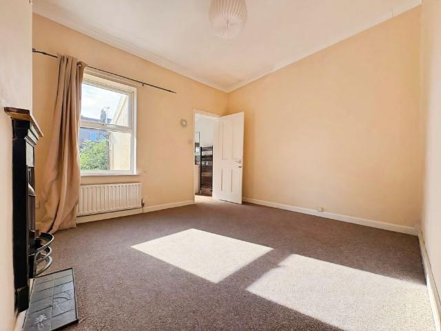 House for rent in Heigham Grove, East Bank