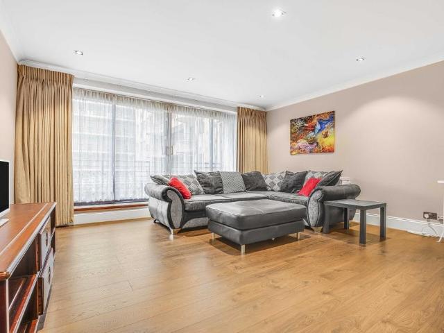 House for rent in Earl's Court, Greater London