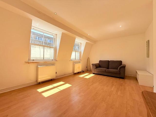 Apartment for rent in Kensington, Greater London