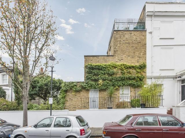 House for rent in Royal Borough of Kensington and Chelsea, Greater London