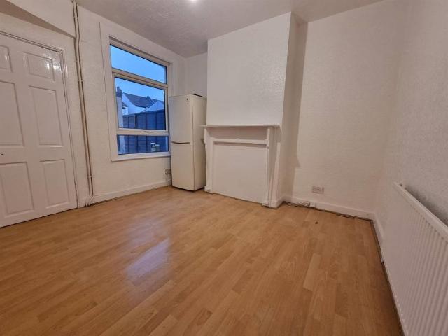 House for rent in London Borough of Croydon, Greater London
