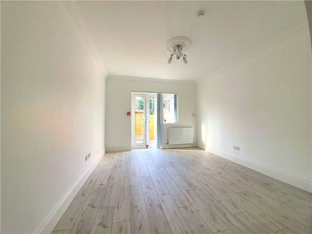 House for rent in London Borough of Croydon, Greater London