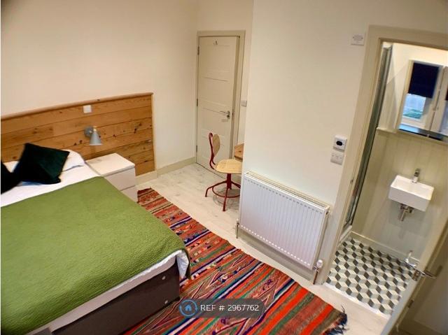 Room for rent in Feckenham, City Of Bristol