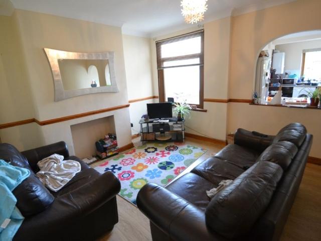 House for rent in The Colonies, Cardiff