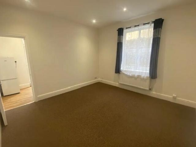 Apartment for rent in Penylan, Cardiff