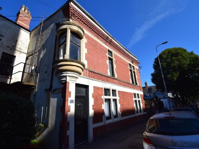 Apartment for rent in Penylan, Falcon Lodge