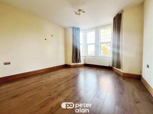 Apartment for rent in Penylan, Falcon Lodge