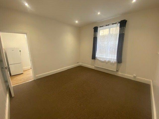 Apartment for rent in Penylan, Cardiff