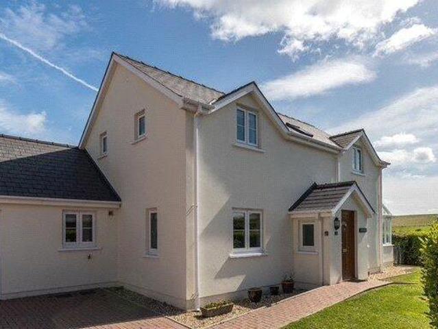 House for sale in Tenby, Pembrokeshire