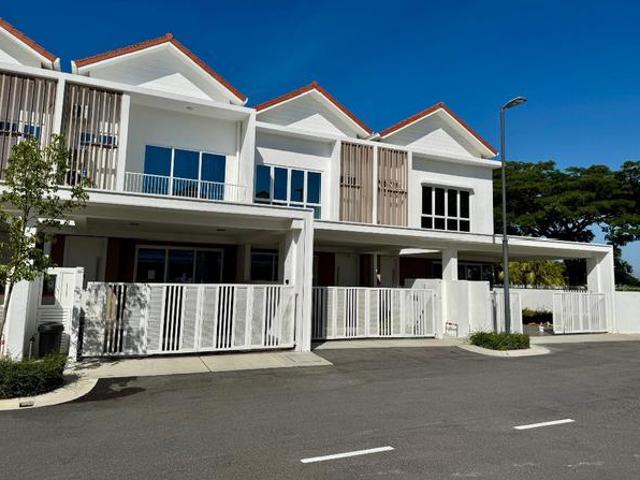 Terraced House for rent in Wellesley, Penang