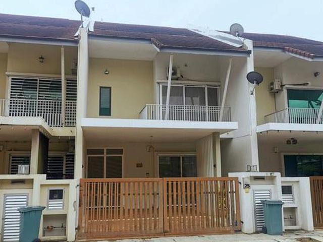 Terraced House for rent in Wellesley, Penang