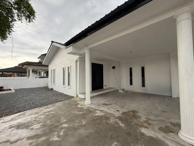 Bungalow for sale in Wellesley, Penang
