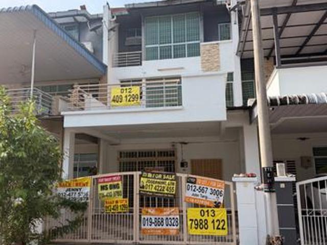 Terraced House for sale in Wellesley, Penang