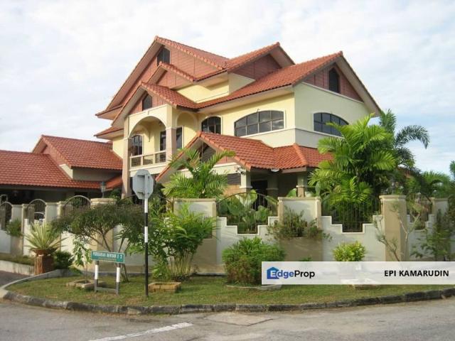 House for sale in Wellesley, Penang