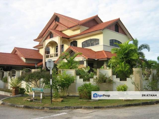 House for sale in Wellesley, Penang