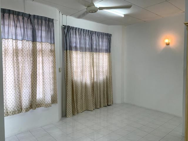 Terraced House for rent in Wellesley, Penang