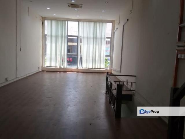 Shop for rent in Georgetown, Penang