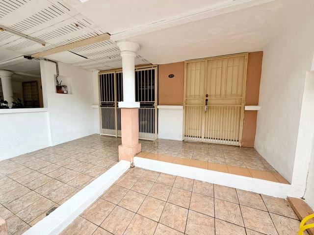 Terraced House for rent in Georgetown, Penang