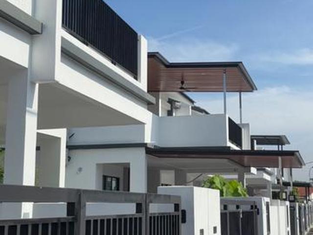 Terraced House for sale in Wellesley, Penang