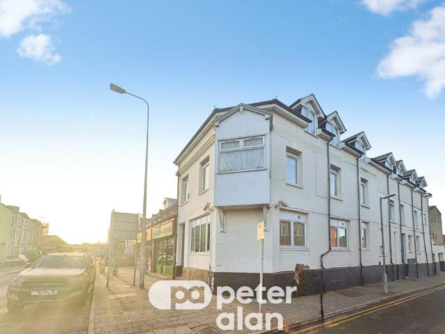 Apartment for rent in Saltmead, Falcon Lodge