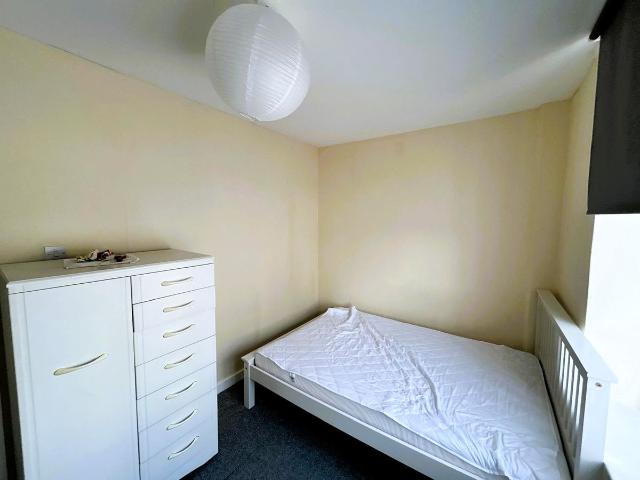 Room for rent in Saltmead, Falcon Lodge