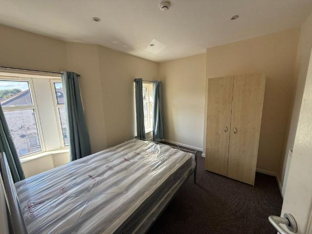 House for rent in Castle Quarter, Falcon Lodge