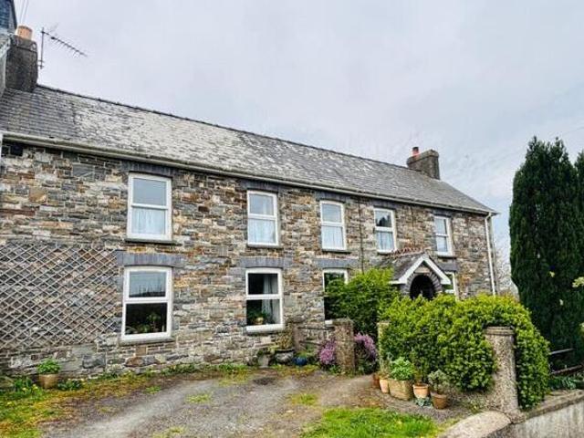 House for sale in Llanybydder, Wales