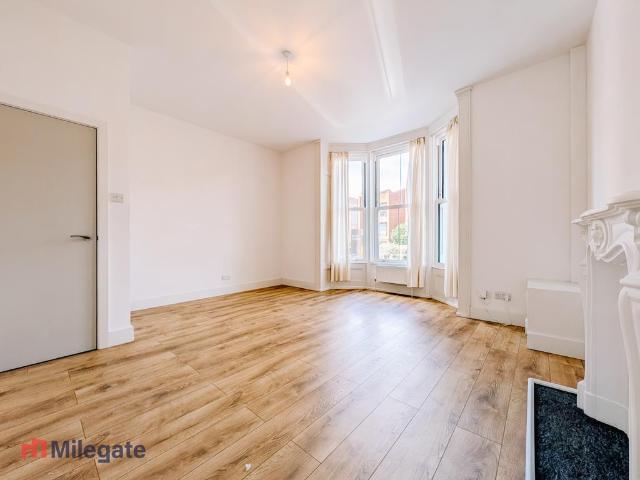 Apartment for rent in Streatham, Greater London