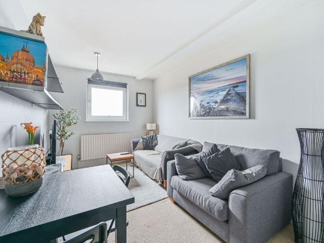 Apartment for rent in Streatham, Greater London