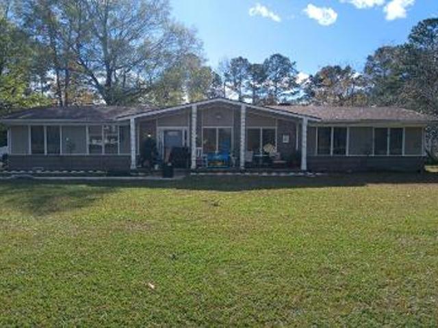 House for sale in Burgaw