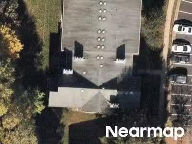 House for sale in Fairfax