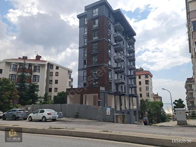 Kaynarca Mahallesi, Pendik içerisinde satılık Dükkan